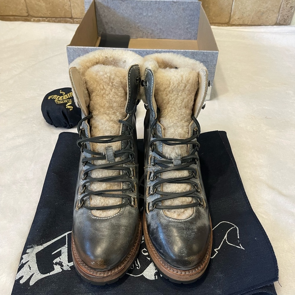 Freebird by Steven Norway Ice booties Brand new in box!!